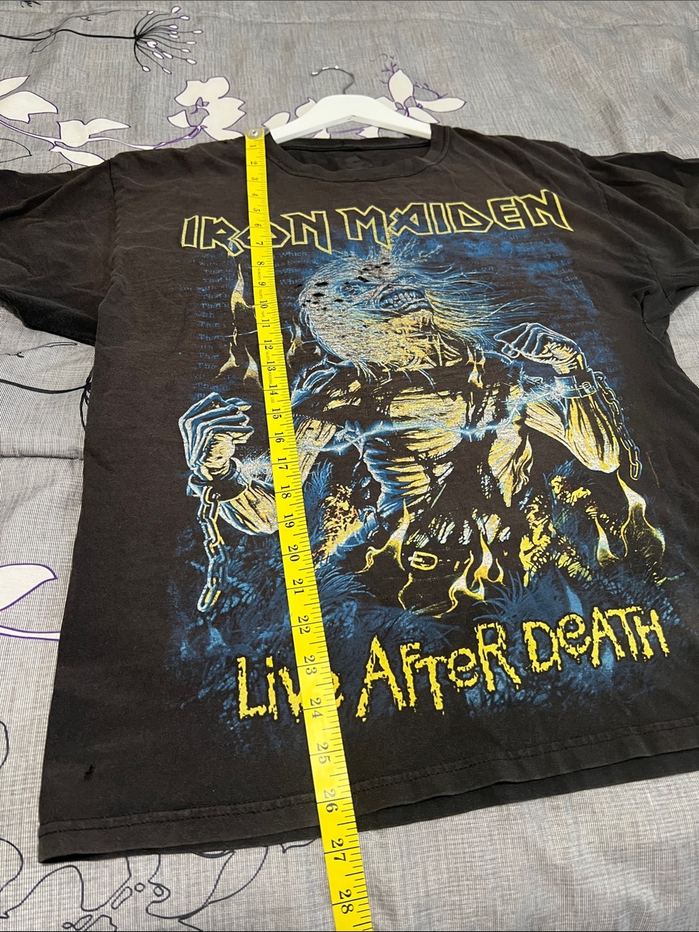 Hanes Iron Maiden- Live After Death Perfectly Distressed Graphic Tee - Picture 7 of 12